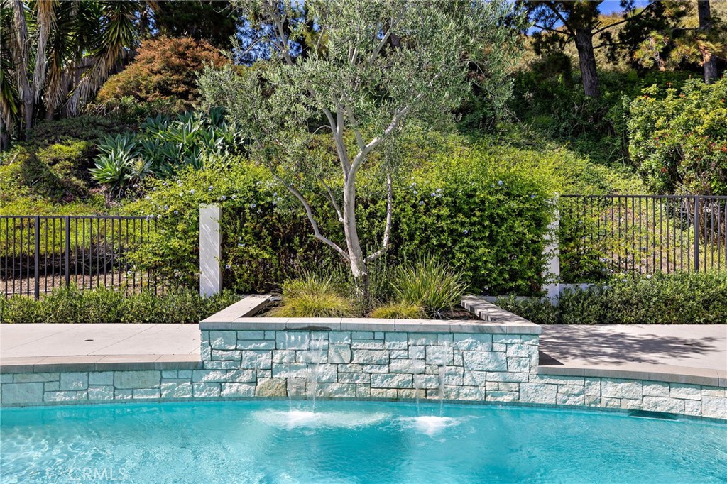 Meredith Canyon (MC) - Residential