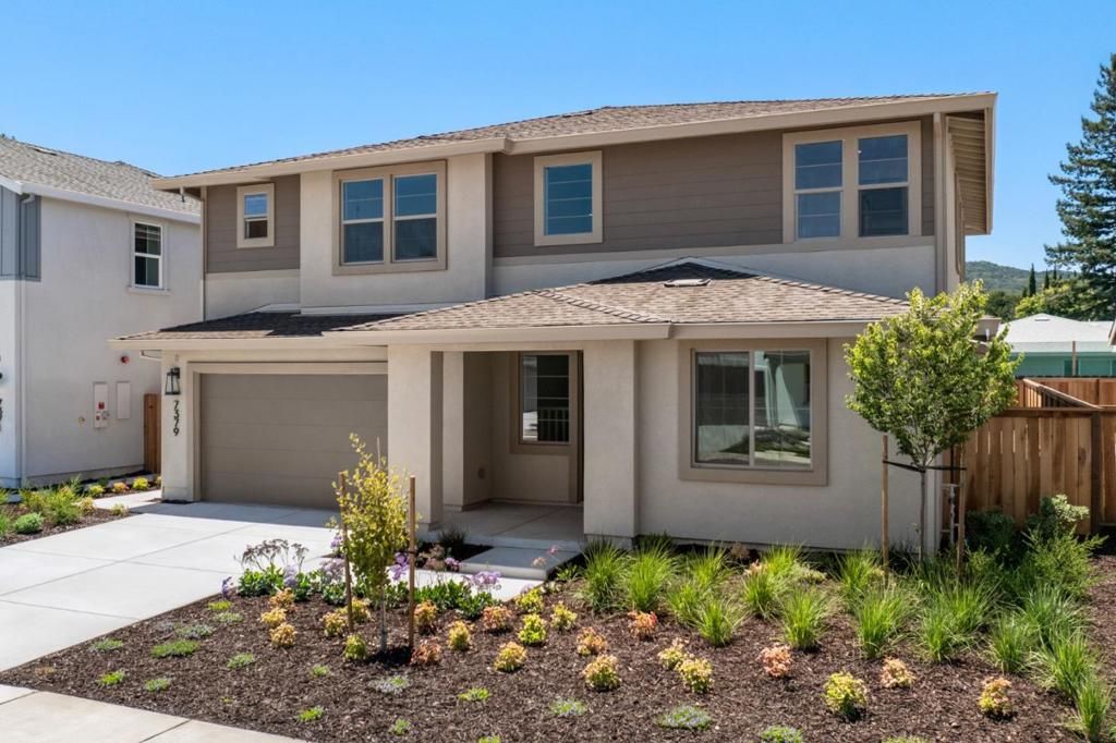 Photo of 7379 Ailes Court, Gilroy, CA 95020 (MLS # ML82039154)