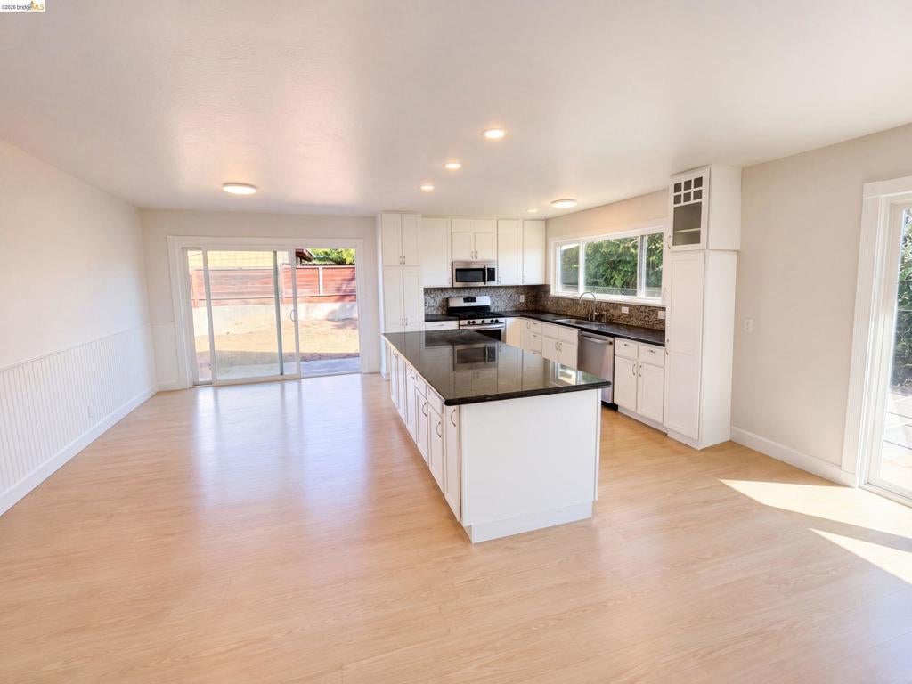 108 Winchell Ct