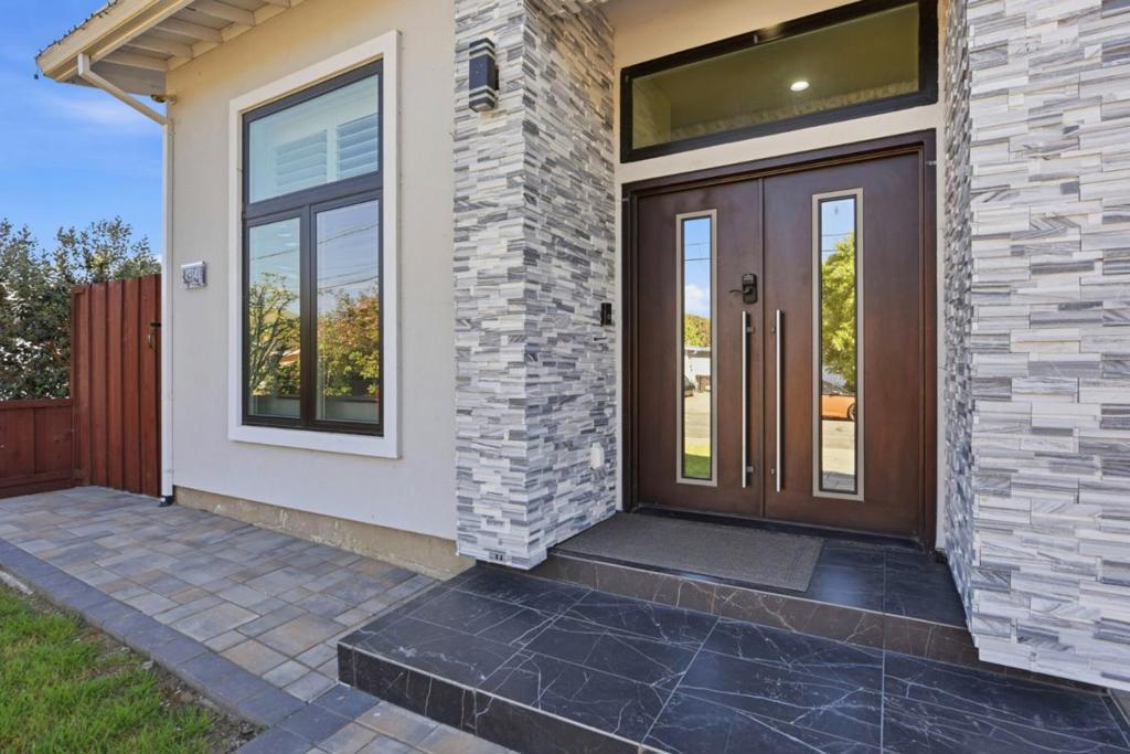 43141 Continental Drive