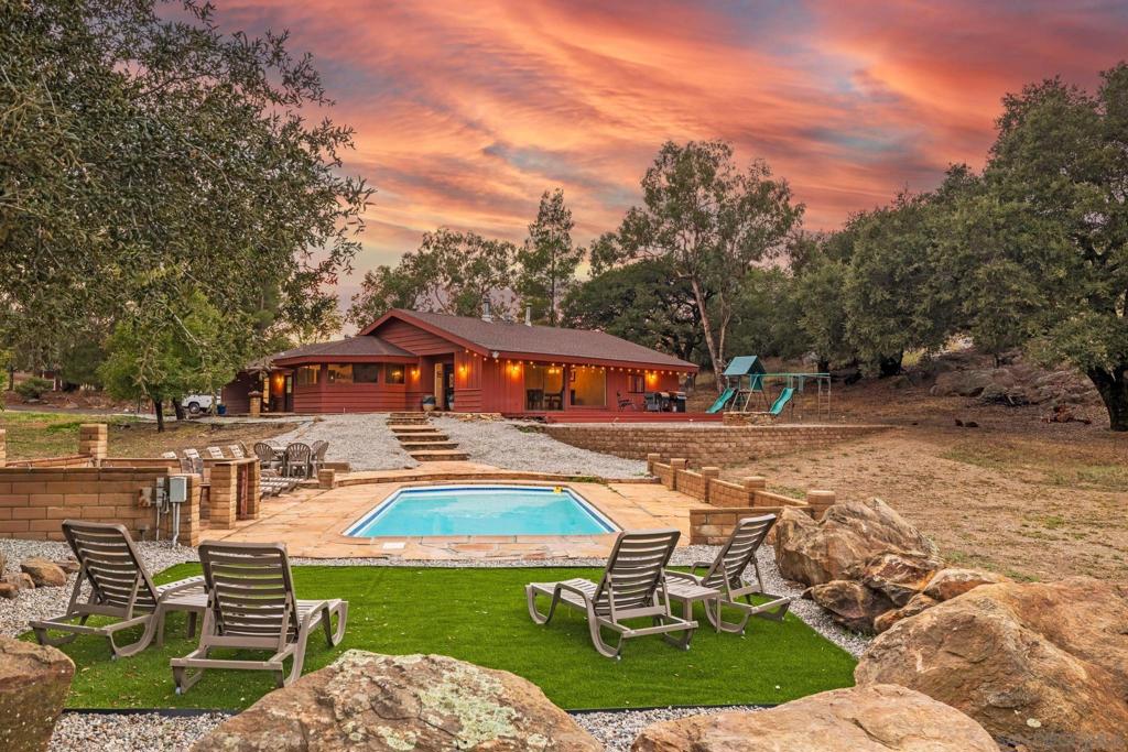 3280 Black Oak Lane