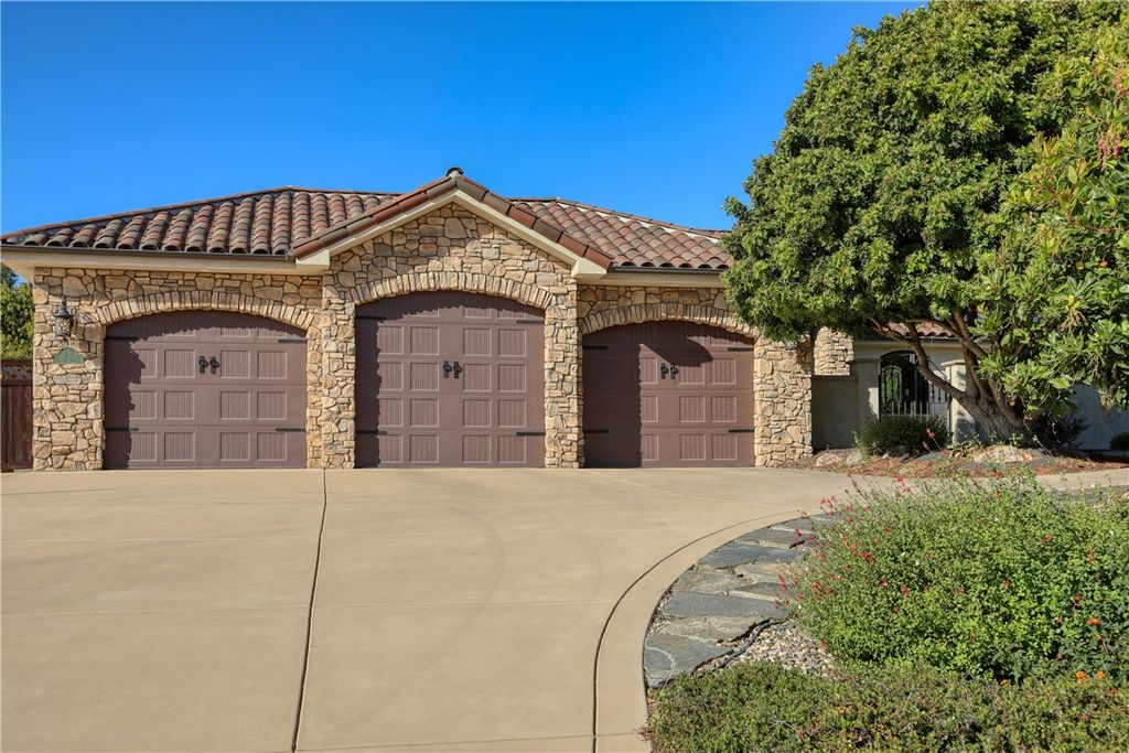 Photo of 841 Via Seco, Nipomo, CA 93444 (MLS # PI26078528)