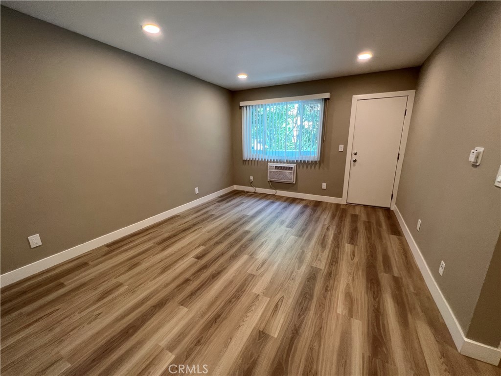 Not Applicable-105 - Residential Lease