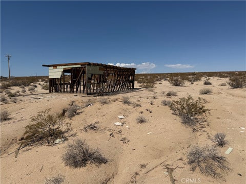 Photo of 0 Lynne Lane, 29 Palms, CA 92277 (MLS # JT26210009)