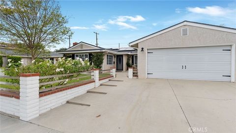 4961 Belle Cypress CA 90630