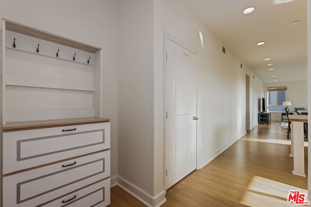 Photo of 12887 Runway Road #3, Los Angeles, CA 90094 (MLS # 25616103)