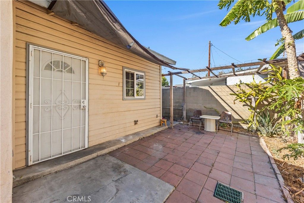 Photo of 10125 Fern st St, El Monte, CA 91733 (MLS # WS25243335)