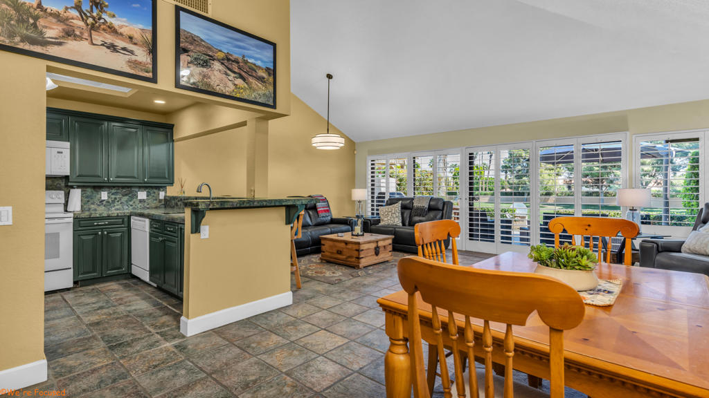 Woodhaven Country Cl - Residential