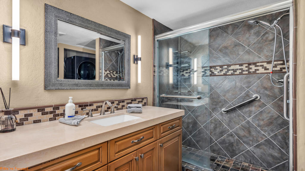 Woodhaven Country Cl - Residential