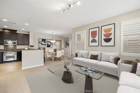 24 Colonial Aliso Viejo CA 92656