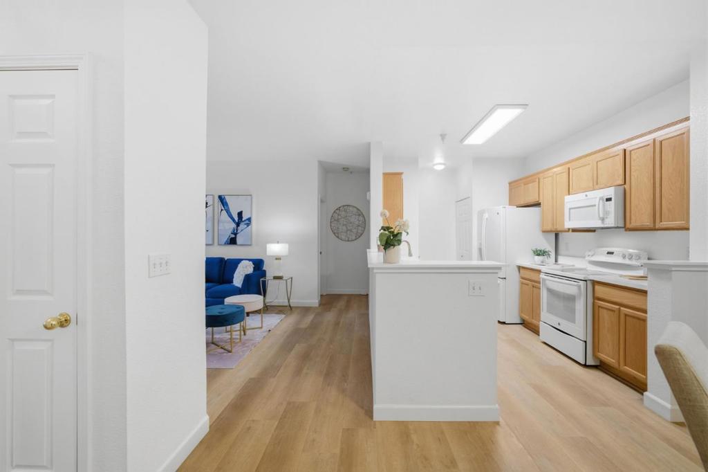 250 Santa Fe Terrace 209