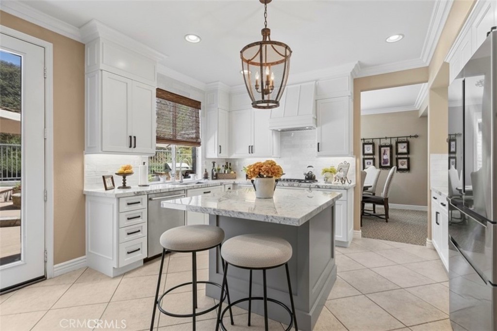 45250 Oakville Court