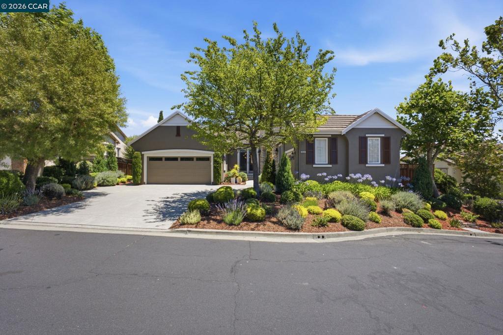 3024 Overlook Dr