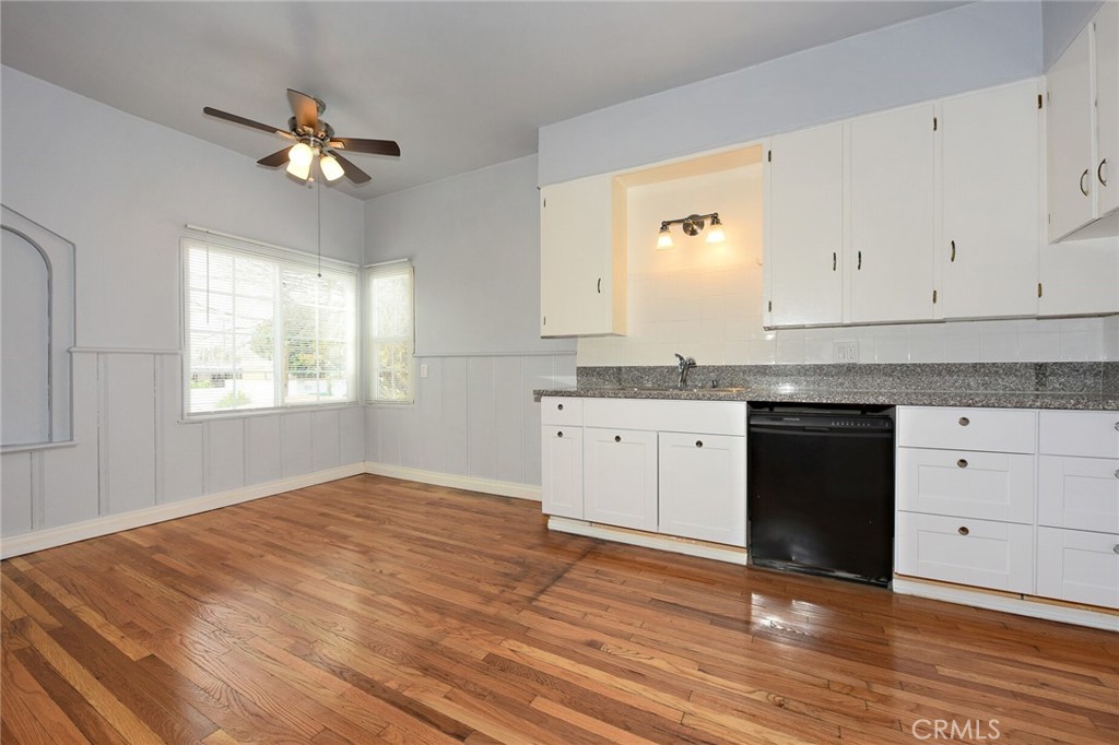 1250 N Mariposa