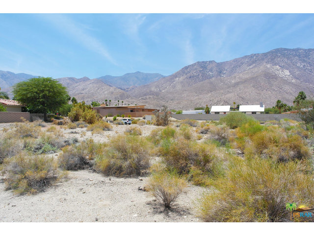 Located in prestigeous Andreas Hills, this incredible 1/3 + Acre Lot features wraparound Mountain Views, from Mt. San Jacinto to Indian Canyons. Level Lot and ready to build! Build your dream home in this highly desirable South Palm Springs neighborhood.