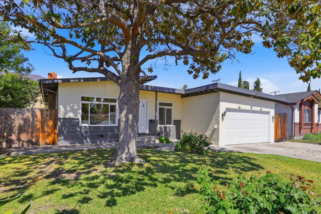 488 Lochridge Drive
