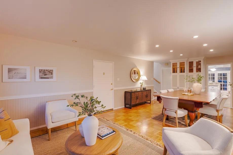 Properties 1 467 Avalon Drive