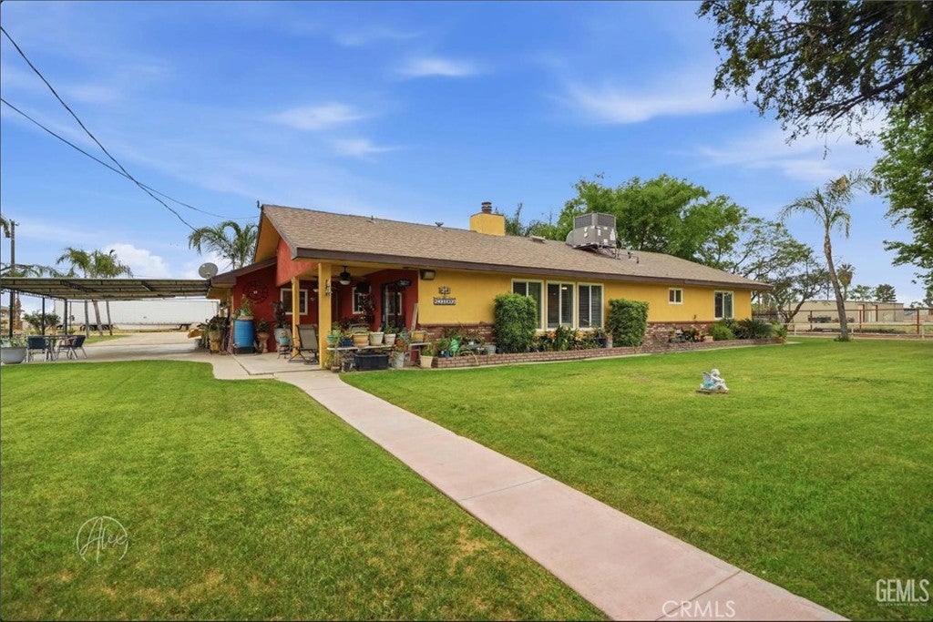 253 E Mckee