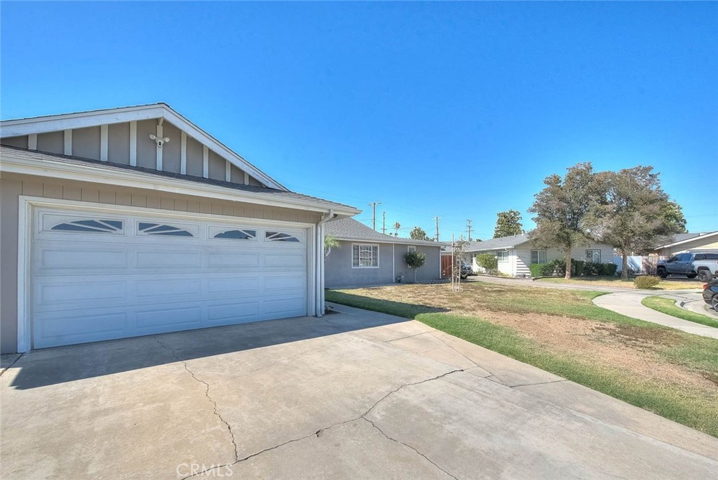 8723 Larkin Court