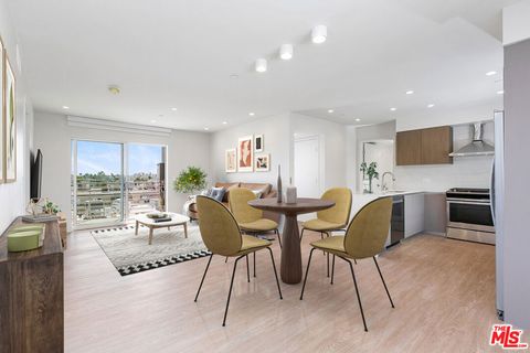 Photo of 11837 Mayfield Avenue #PH5, Los Angeles, CA 90049 (MLS # 26647685)