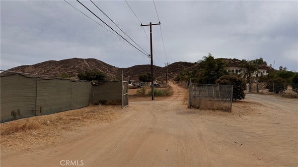 CAMPOS RD, PERRIS, CA 92570 - Image 9e3f2ceaf3aea1f0cdffcbee3b9d5b10/253964313