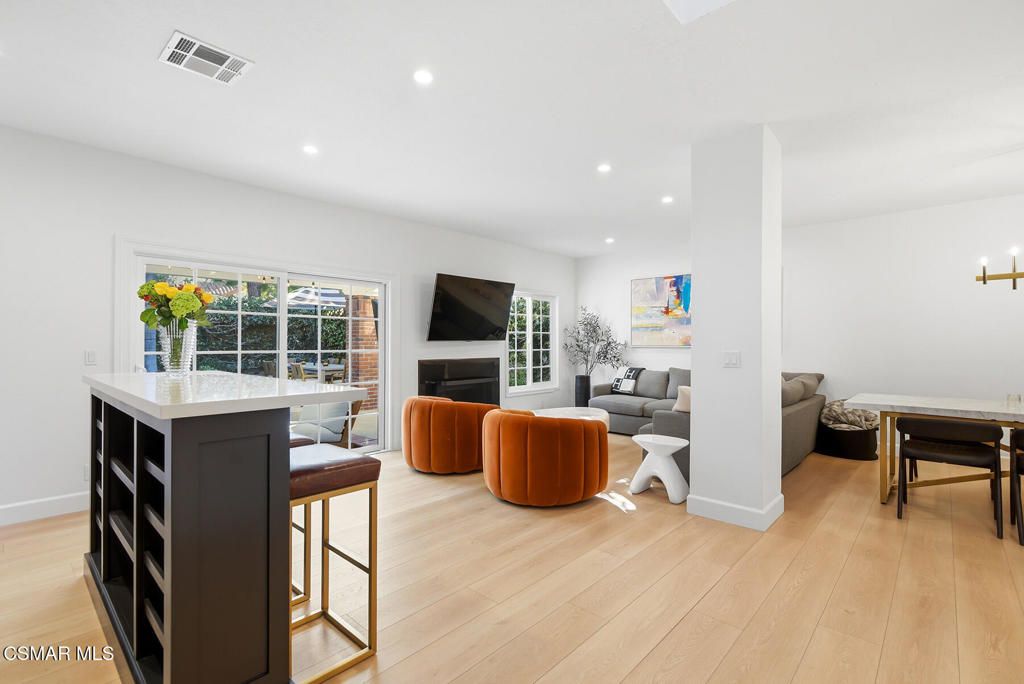 Photo of 815 Sunstone Street, Westlake Village, CA 91362 (MLS # 226001223)