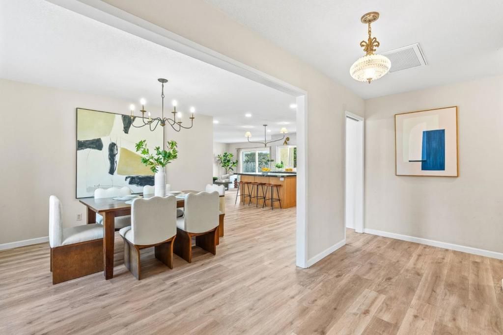 Photo of 4631 Calle De Tosca, San Jose, CA 95118 (MLS # ML82032040)