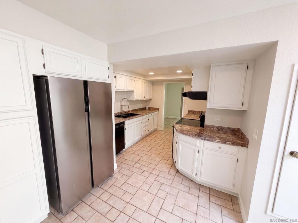 10781 Portobelo Dr, San Diego CA 92124