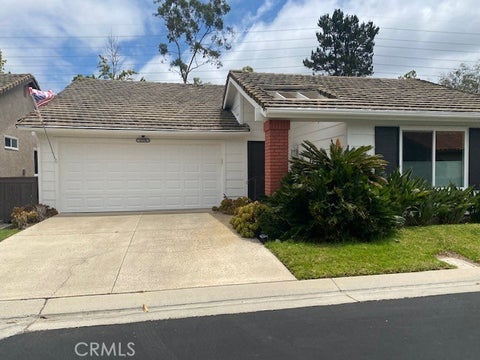 Photo of 23576 VILLENA, Mission Viejo, CA 92692 (MLS # OC26138085)