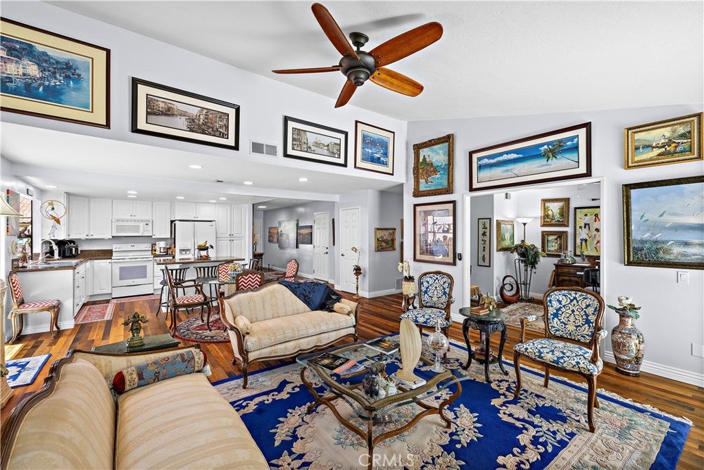 23576 VILLENA, Mission Viejo CA 92692 - Photo 27