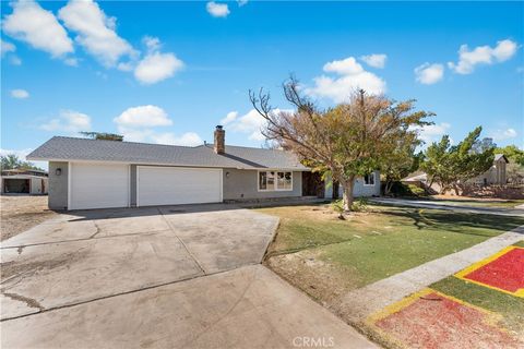 Photo of 3322 E Avenue H, Lancaster, CA 93535 (MLS # PW25252934)