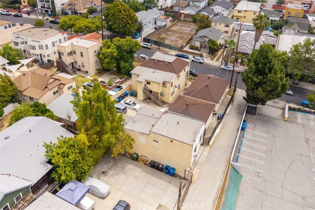 317 N Occidental