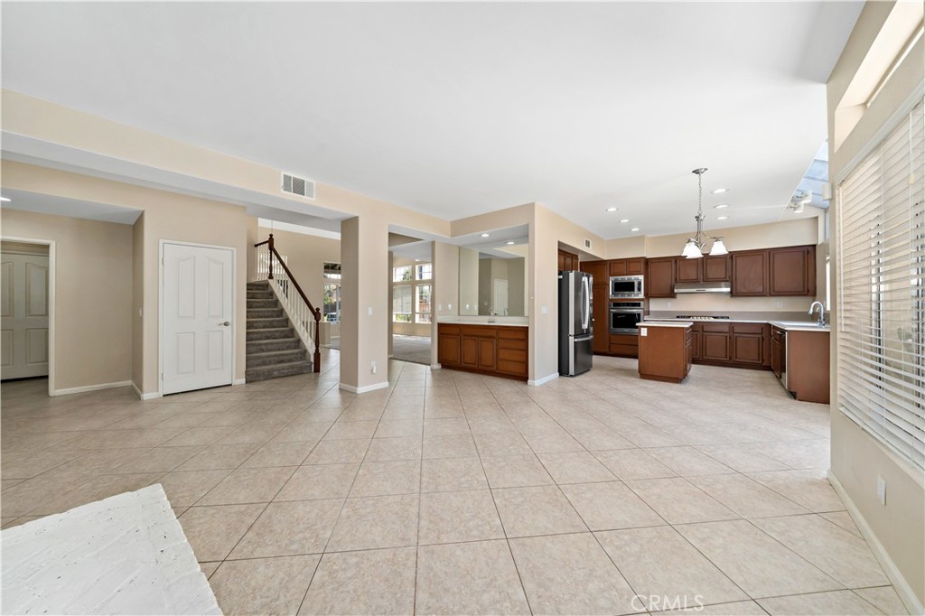 42025 Boothill Lane