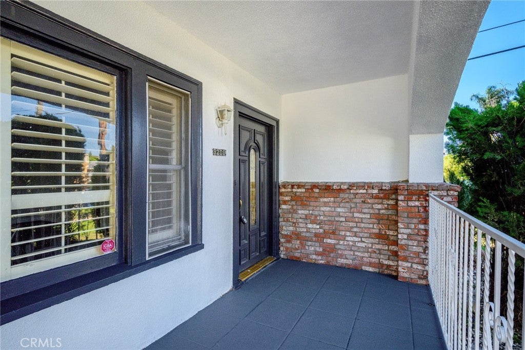 3208 Keats