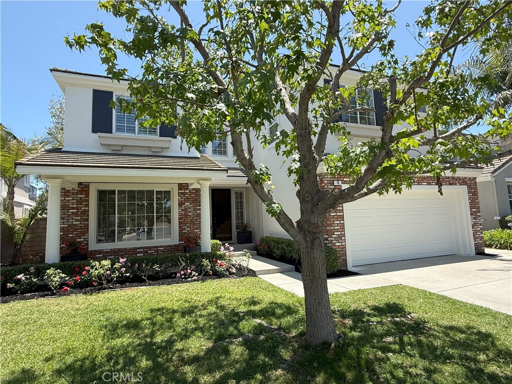 18 Lakeside Drive