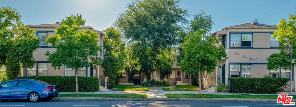 **Apply before October to receive your 1/2 OFF FIRST MONTH OF RENT limited-time offer**Rare Find in Historic Glendale Won't Last!** Charming 1 bed/1 bath units available choose from first-floor or second-floor corner units that provides more natural light in a 1920s Art Deco gem. Enjoy a peaceful, garden-style courtyard setting. Each renovated unit features hardwood floors, an eat-in kitchen, and A/C in both the bedroom and living room, plus an electric wall heater in the living room. Convenient shared laundry on-site (2 washers + 2 dryers) housed in a separate laundry building, professionally deep cleaned monthly. Each unit includes 1 assigned parking space, with ample street parking available.