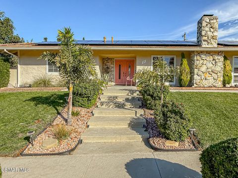 Photo of 21 Westbury Street, Thousand Oaks, CA 91360 (MLS # 226000103)