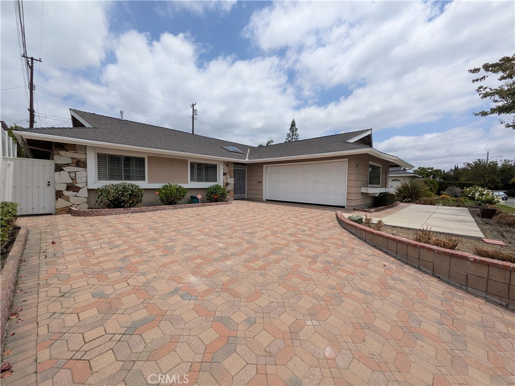 15739 Lone Ridge Place