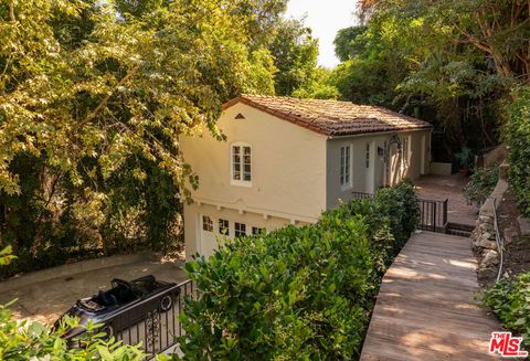 Photo of 488 St. Pierre Drive, Bel Air, CA 90077 (MLS # 25608253) Photo of 488 St. Pierre Drive, Bel Air, CA 90077 (MLS # 25608253)