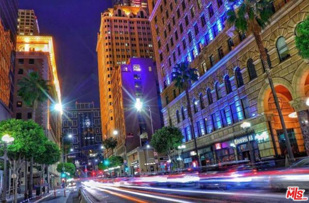 Photo of 727 W 7th Street #501, Los Angeles, CA 90017 (MLS # 25609979)
