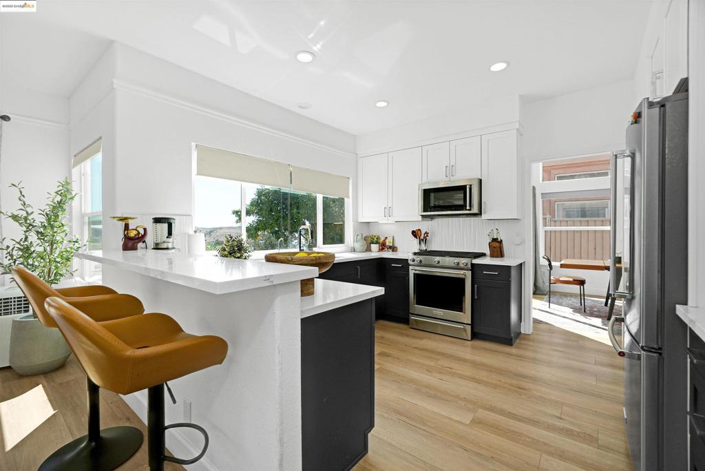 GLEN COVE - Residential