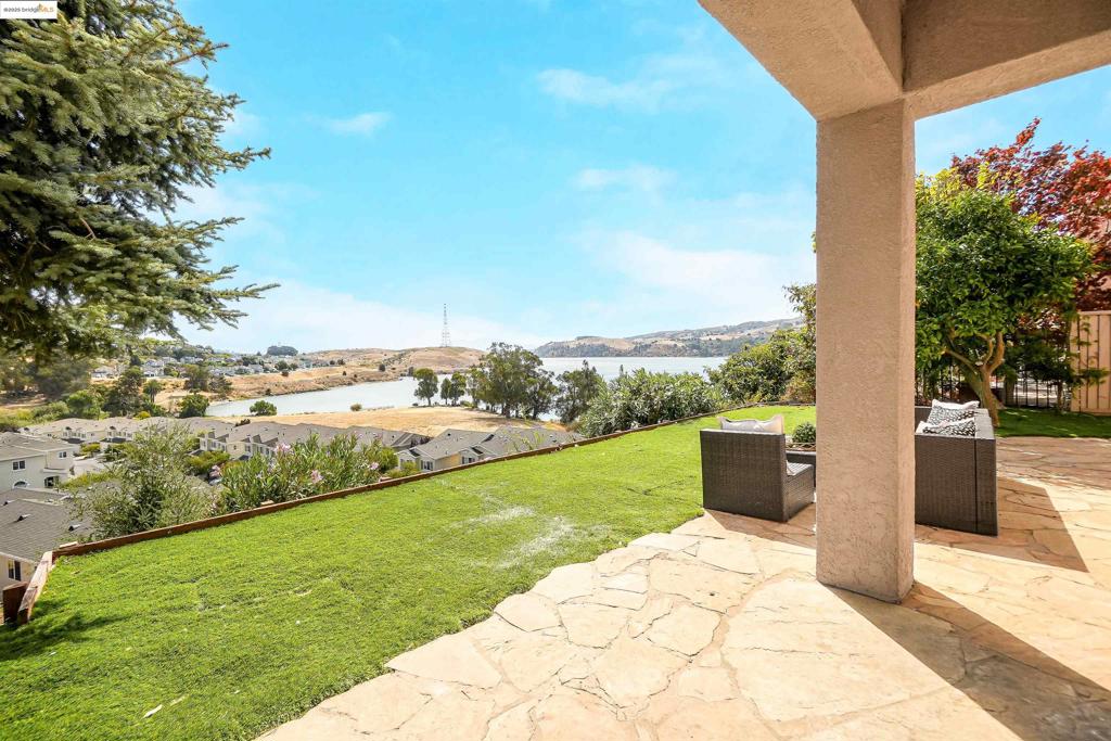 GLEN COVE - Residential