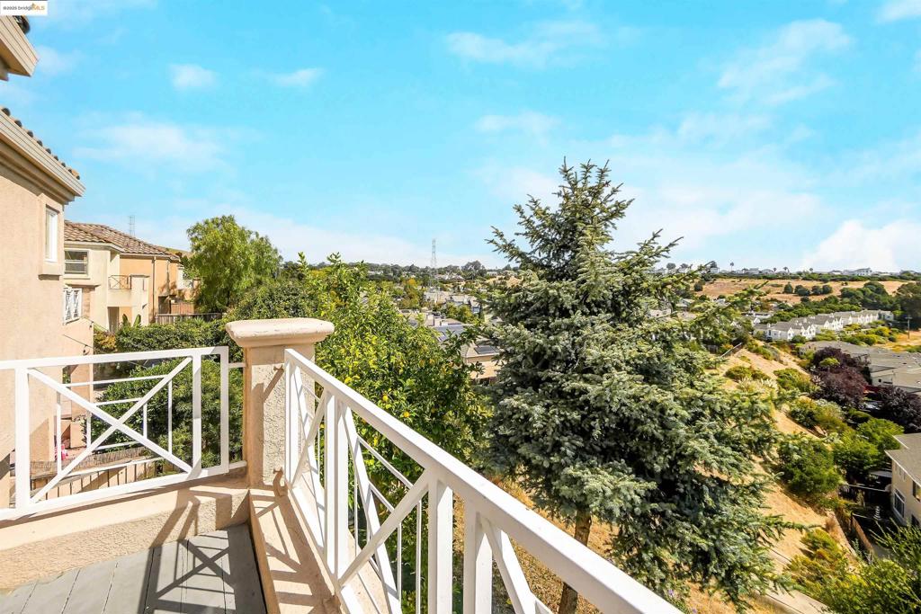 GLEN COVE - Residential