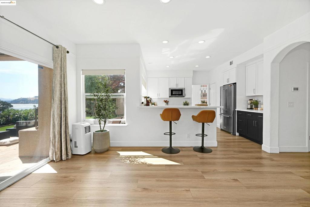 GLEN COVE - Residential