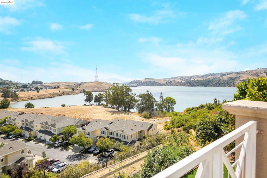 GLEN COVE - Residential