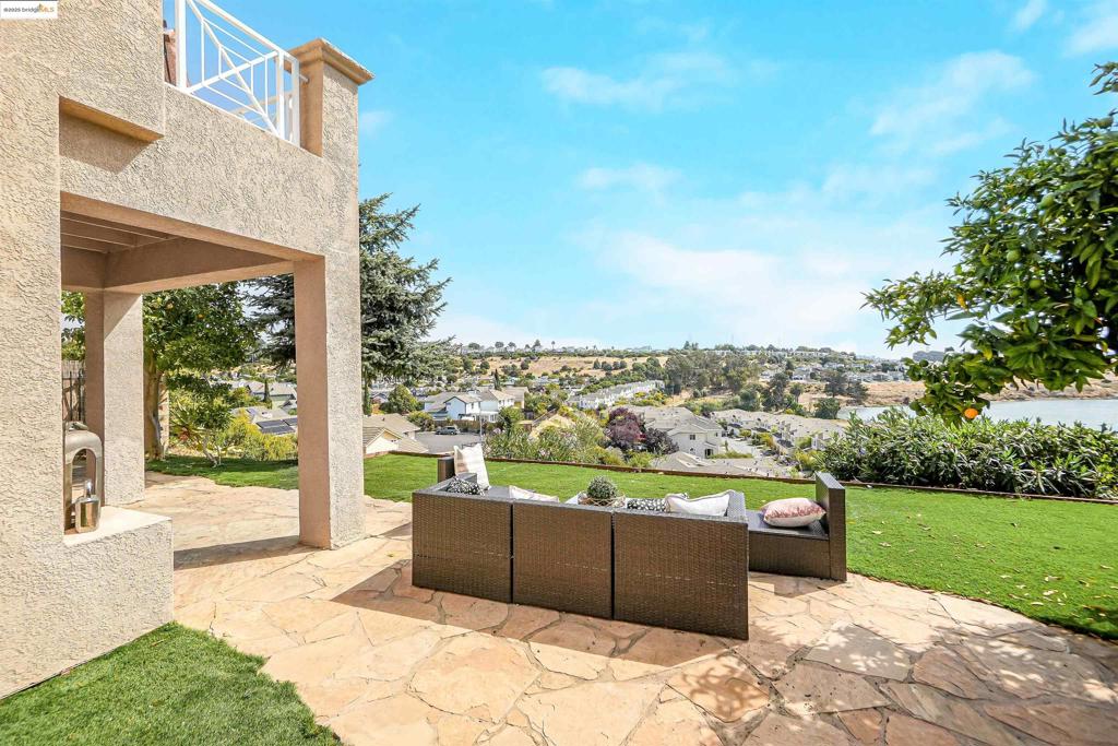 GLEN COVE - Residential