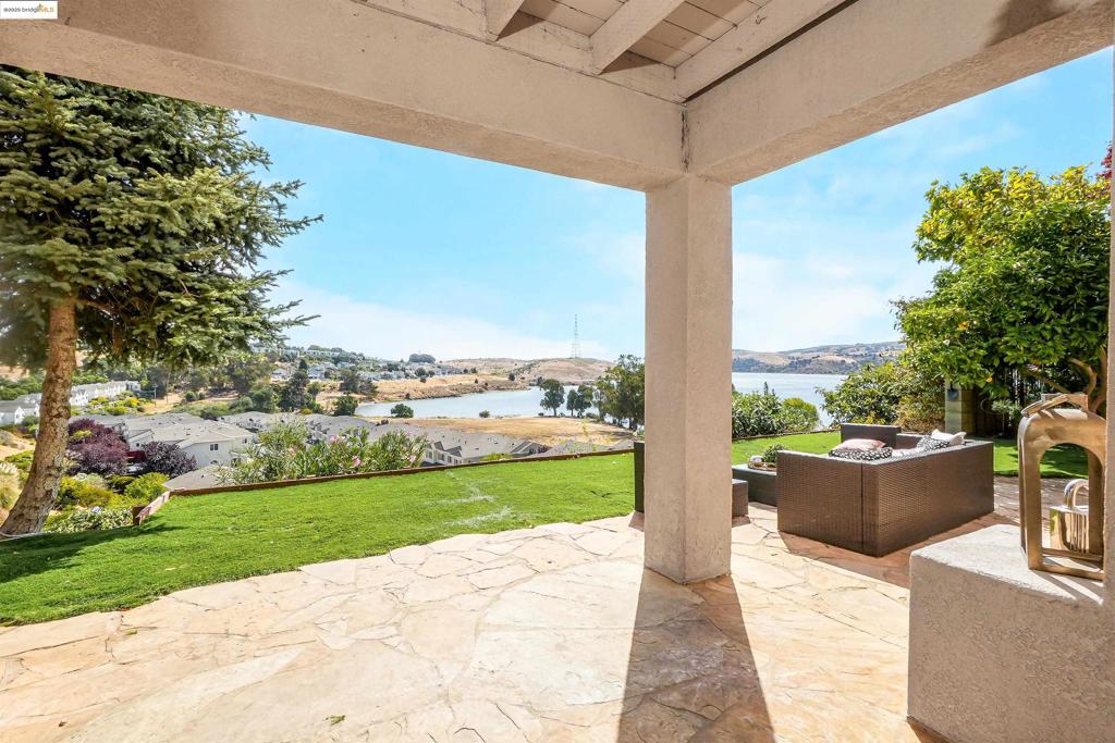 GLEN COVE - Residential