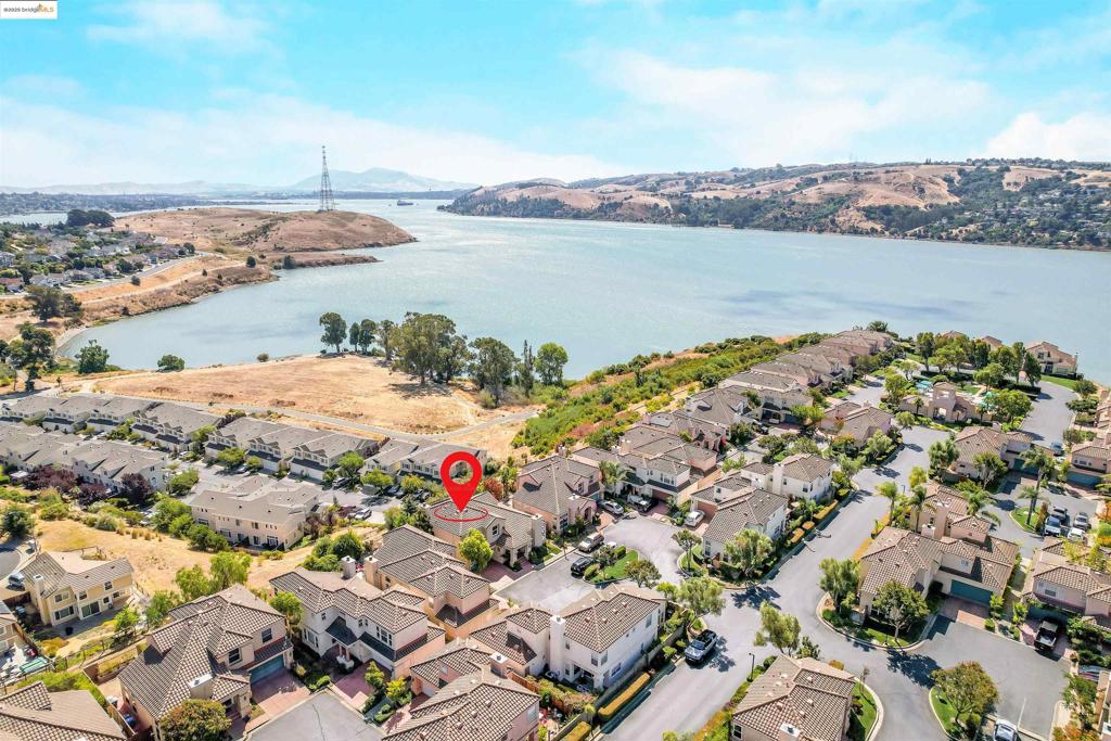 GLEN COVE - Residential