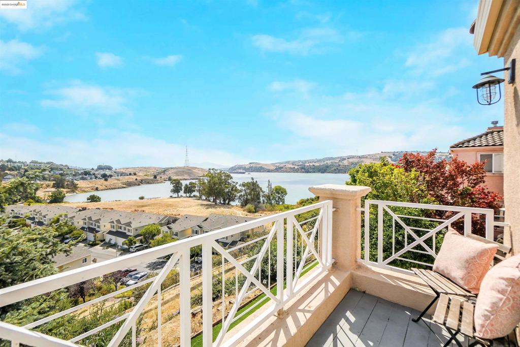 GLEN COVE - Residential