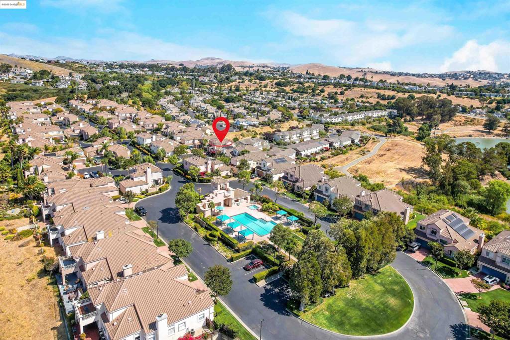 GLEN COVE - Residential